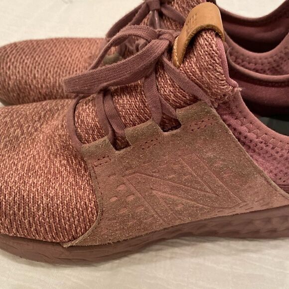 Used New Balance Shoes Cruz V2 9.5 W - Picture 2 of 6